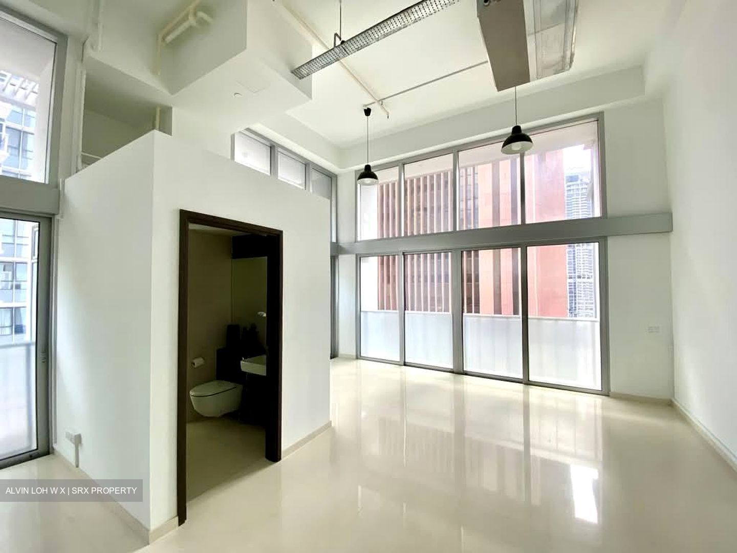 Singapore Conference Hall (D1), Office #594500381